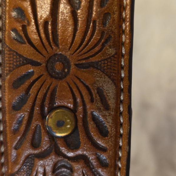 Ariat Western Brown Tooled Leather Belt with Silver Buckle Womens OS 38" - Picture 6 of 11